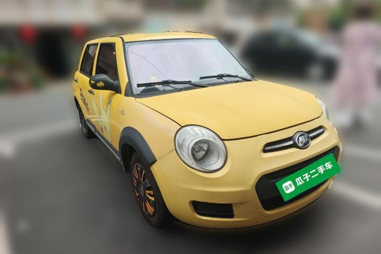 Used Lifan Auto 330 2014 1.3L Manual Standard Edition Front Right 45 Deg