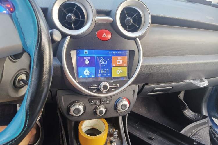 Used Lifan Auto 330EV 2017 C Version Lottery Edition Audio And AC Panel