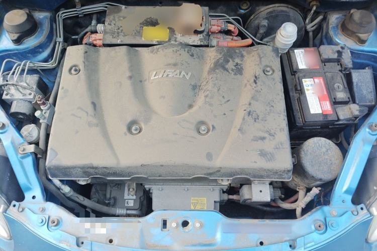 Used Lifan Auto 330EV 2017 C Version Lottery Edition Engine Bay