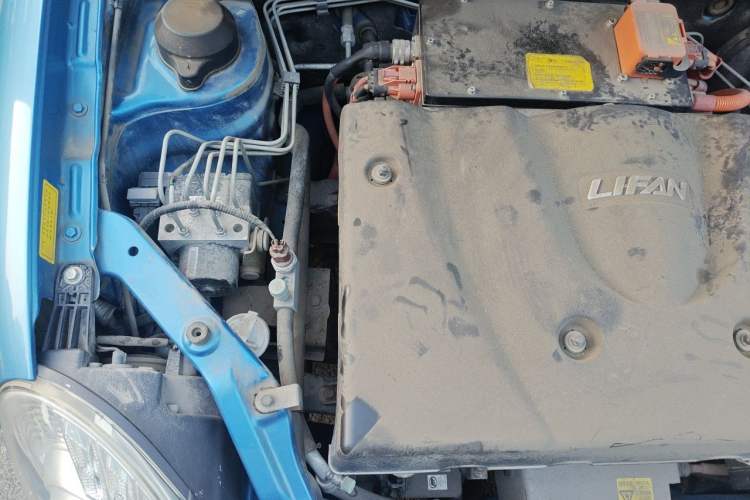 Used Lifan Auto 330EV 2017 C Version Lottery Edition Engine Bay Right