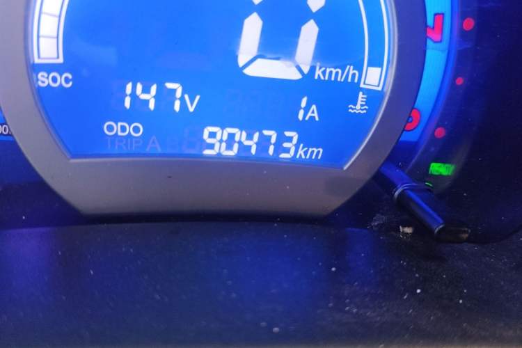 Used Lifan Auto 330EV 2017 C Version Lottery Edition Odometer Close Up