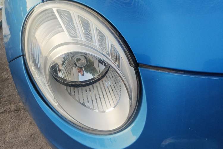 Used Lifan Auto 330EV 2017 C Version Lottery Edition Right Front Headlight