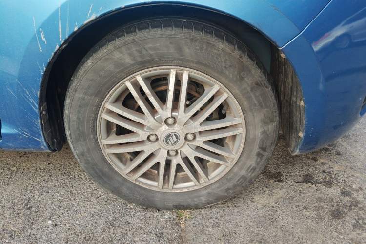 Used Lifan Auto 330EV 2017 C Version Lottery Edition Right Front Wheel Hub