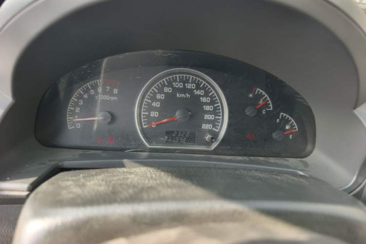 Used Lifan Auto 520 2011 520 Navigation Edition 1.3L Comfort Version Instrument Cluster