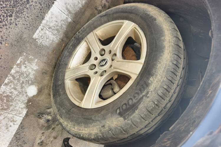 Used Lifan Auto 520 2011 520 Navigation Edition 1.3L Comfort Version Right Front Wheel Hub