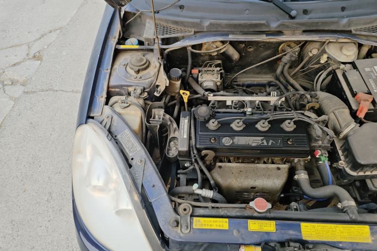 Used Lifan Auto 520 2011 520i 1.3L Comfort Model Engine Bay Right