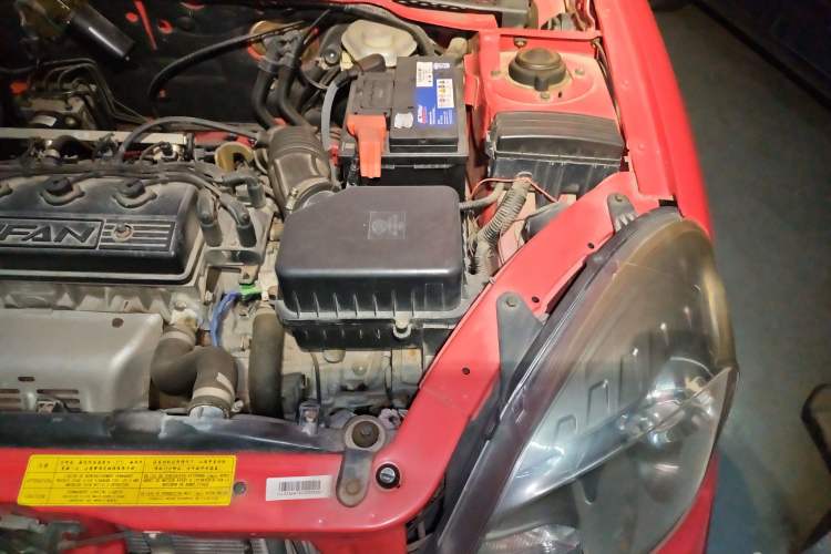 Used Lifan Auto 520 2011 520 Navigation Edition 1.3L Practical Model Engine Bay Left
