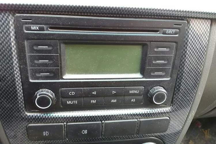 Used Lifan Auto 520 2011 520 Navigation Edition 1.3L Comfort Version Audio And AC Panel