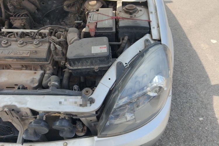 Used Lifan Auto 520 2011 520 Navigation Edition 1.3L Practical Model Engine Bay Left