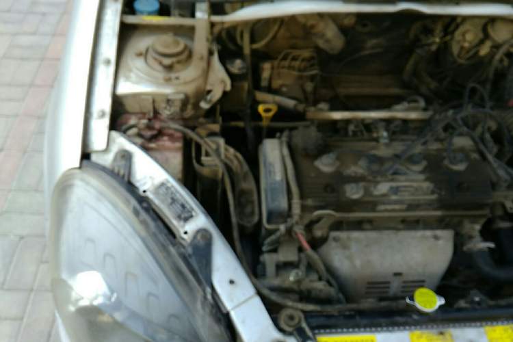 Used Lifan Auto 520 2011 520 Navigation Edition 1.3L Comfort Version Engine Bay Right