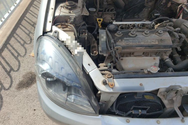 Used Lifan Auto 520 2011 520 Navigation Edition 1.3L Practical Model Engine Bay Right