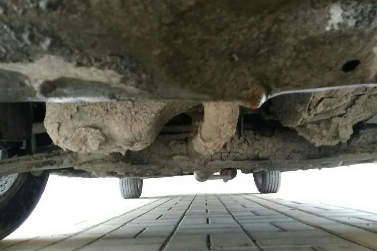 Used Lifan Auto 520 2011 520 Navigation Edition 1.3L Comfort Version Front Bumper Underside
