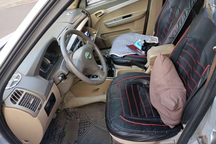 Used Lifan Auto 520 2011 520i 1.3L Comfort Model Left Front Seat