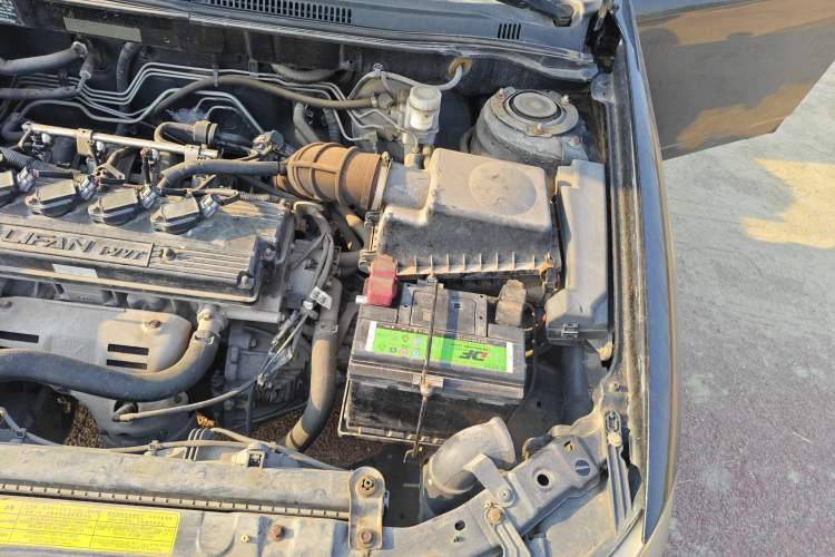 Used Lifan Auto 620 2010 Platinum Edition 1.5L Manual Premium Model Engine Bay Left