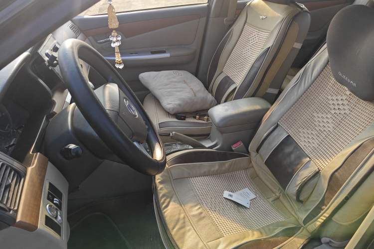 Used Lifan Auto 620 2010 Platinum Edition 1.5L Manual Premium Model Left Front Seat