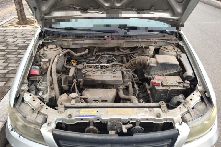 Used Lifan Auto 620 2010 Platinum Edition 1.5L Manual Premium Model Engine Bay