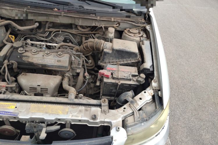 Used Lifan Auto 620 2010 Platinum Edition 1.5L Manual Premium Model Engine Bay Left