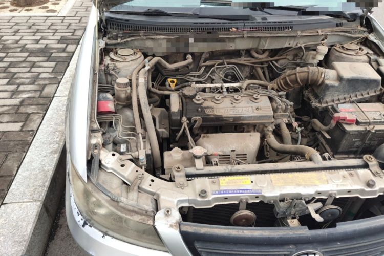Used Lifan Auto 620 2010 Platinum Edition 1.5L Manual Premium Model Engine Bay Right