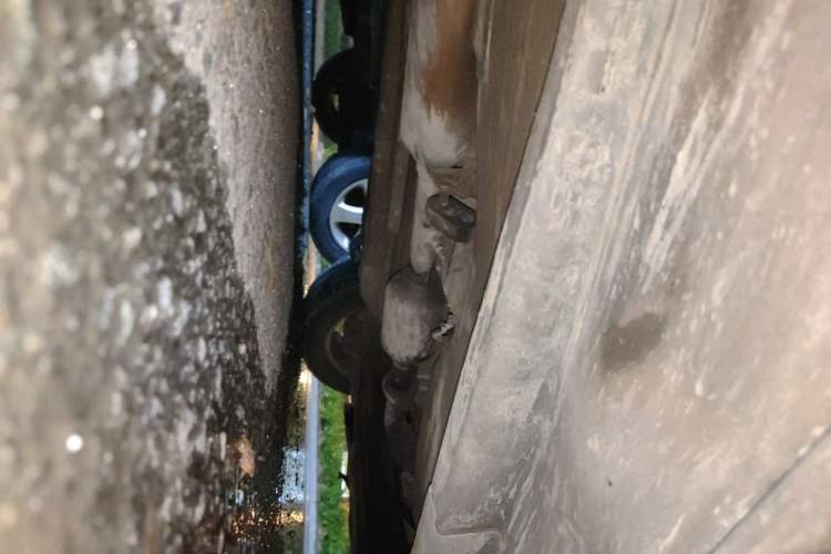 Used Lifan Auto 620 2011 Snow Edition 1.5L Manual Elite Model Chassis Front Right