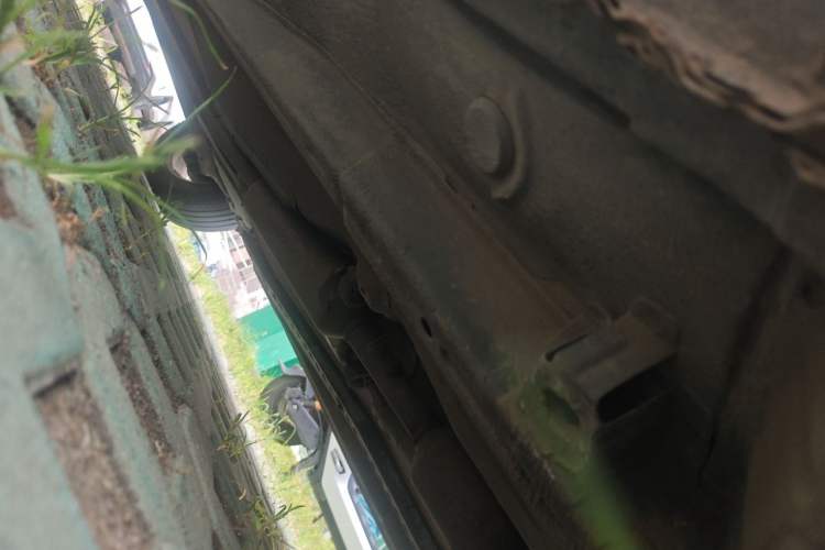 Used Lifan Auto 620 2012 1.5L Manual Standard Edition Chassis Front Right