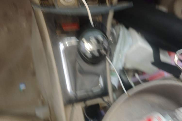 Used Lifan Auto 620 2012 1.5L Manual Standard Edition Gear Lever