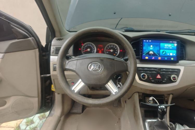 Used Lifan Auto 620 2012 1.5L Manual Standard Edition Steering Wheel