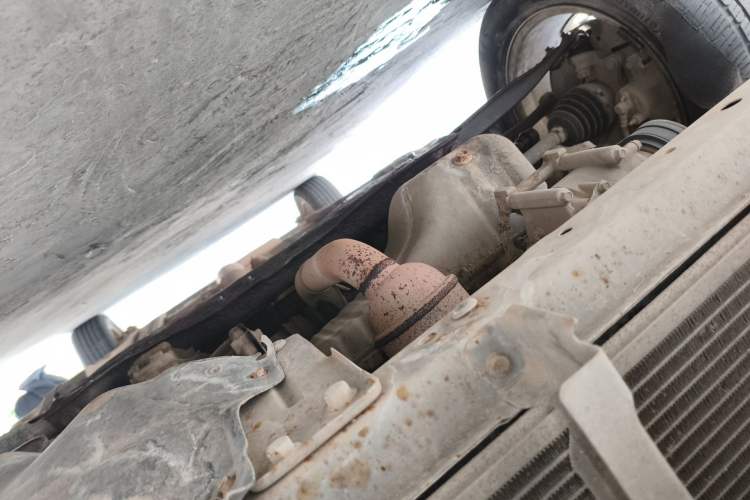 Used Lifan Auto 620 2012 1.5L Manual Luxury Version Chassis Front