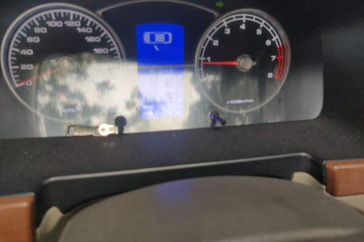 Used Lifan Auto 620 2012 1.5L Manual Comfort Type B Odometer Close Up