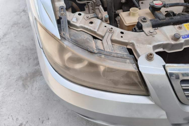 Used Lifan Auto 620 2012 1.5L Manual Luxury Version Right Front Headlight