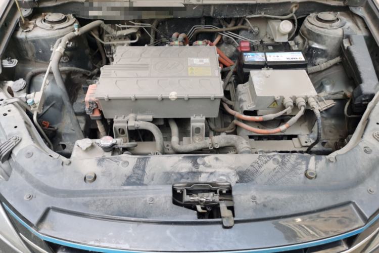 Used Lifan Auto 650EV 2018 Luxury Model Engine Bay