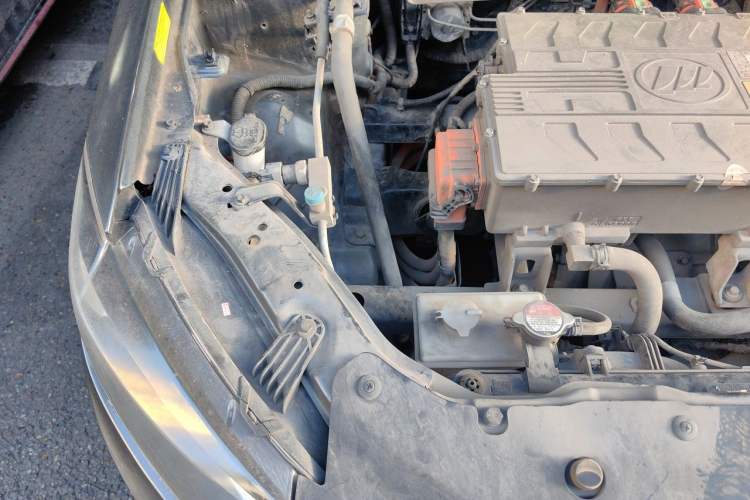 Used Lifan Auto 650EV 2018 Luxury Model Engine Bay Right