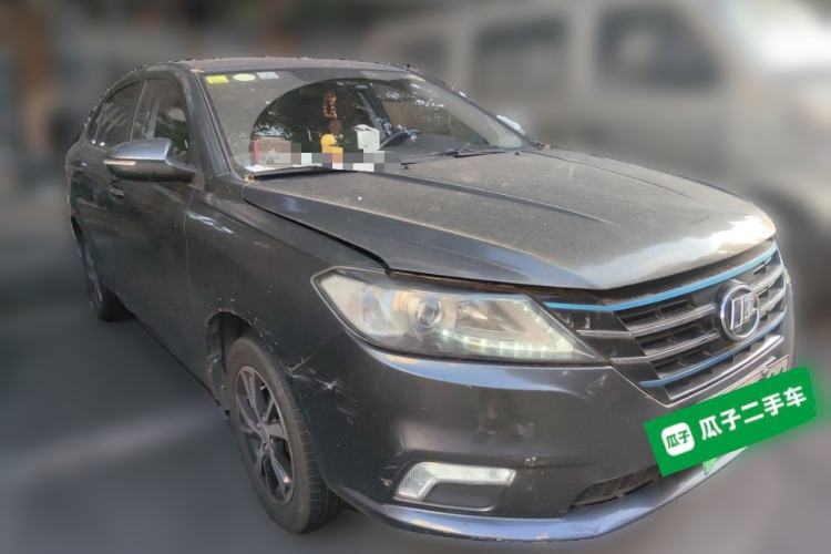 Used Lifan Auto 650EV 2018 Luxury Model Front Right 45 Deg