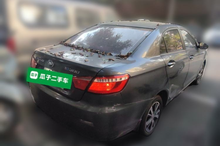 Used Lifan Auto 650EV 2018 Luxury Model Rear Right 45 Deg
