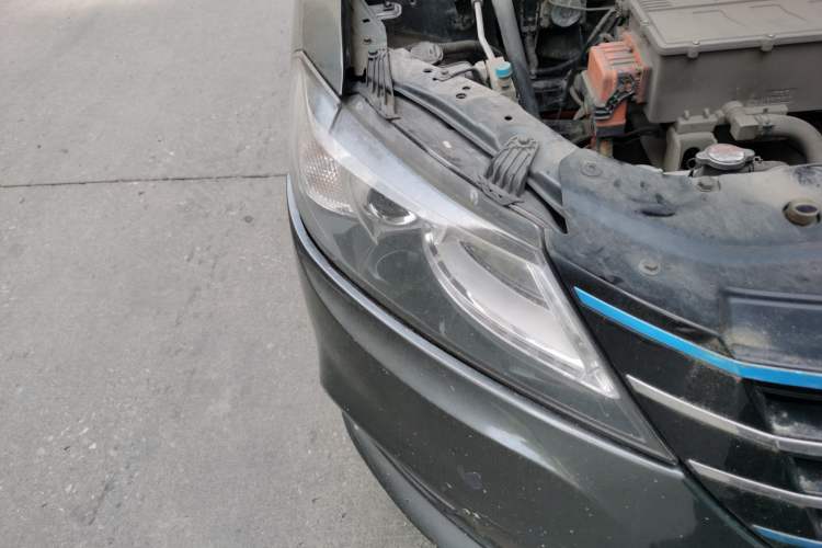 Used Lifan Auto 650EV 2018 Luxury Model Right Front Headlight
