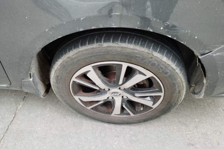 Used Lifan Auto 650EV 2018 Luxury Model Right Front Wheel Hub