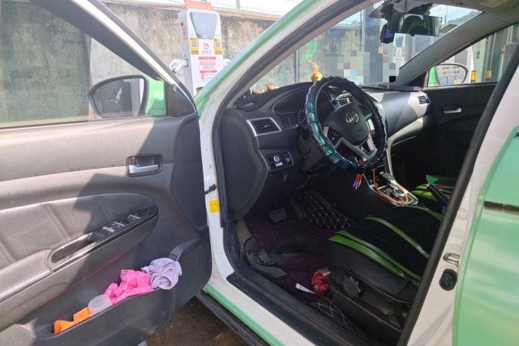 Used Lifan Auto 650EV 2018 Luxury Model Driver Seat