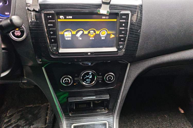 Used Lifan Auto 650EV 2018 Comfort Model Audio And AC Panel