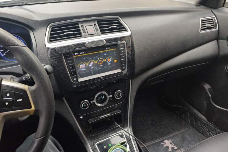 Used Lifan Auto 650EV 2018 Comfort Model Audio And AC Panel
