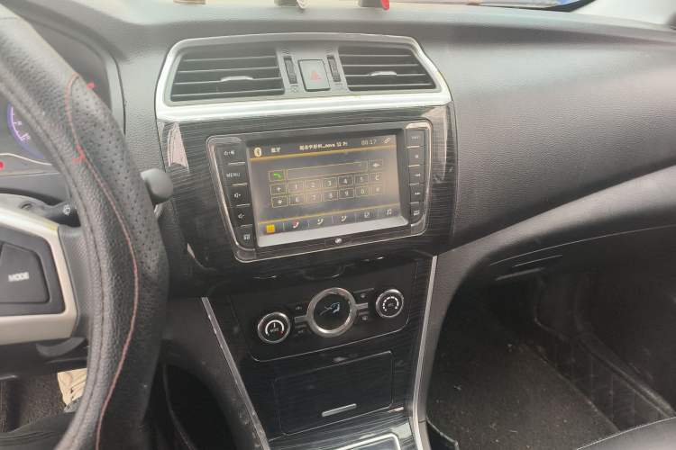 Used Lifan Auto 650EV 2018 Comfort Model Audio And AC Panel