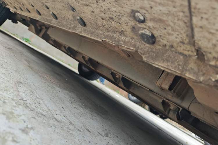 Used Lifan Auto 650EV 2018 Comfort Model Chassis Front Right