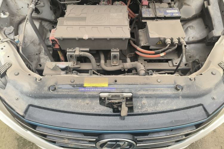 Used Lifan Auto 650EV 2018 Comfort Model Engine Bay