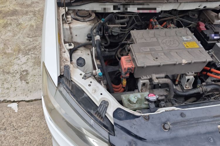 Used Lifan Auto 650EV 2018 Comfort Model Engine Bay Right