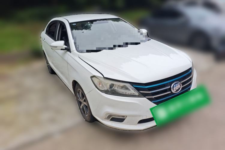Used Lifan Auto 650EV 2018 Comfort Model Front Right 45 Deg