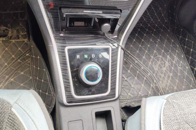 Used Lifan Auto 650EV 2018 Luxury Model Gear Lever