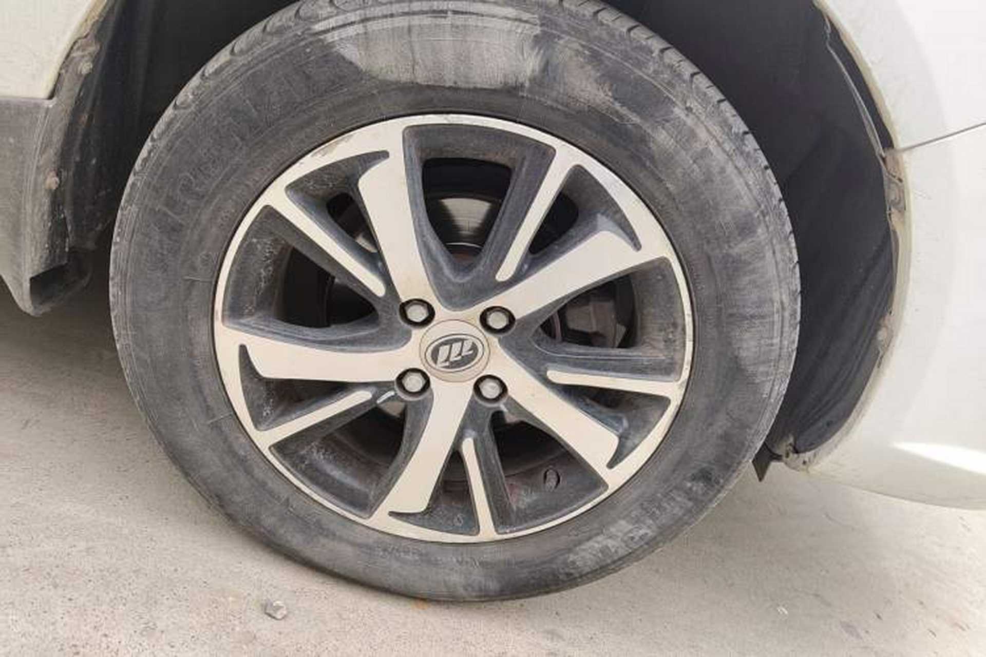 Used Lifan Auto 650EV 2018 Luxury Model Right Front Wheel Hub