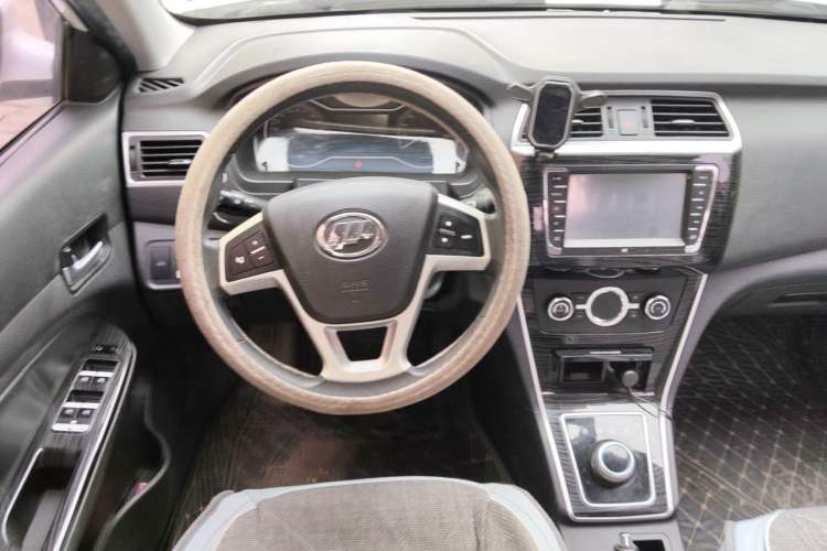 Used Lifan Auto 650EV 2018 Luxury Model Steering Wheel