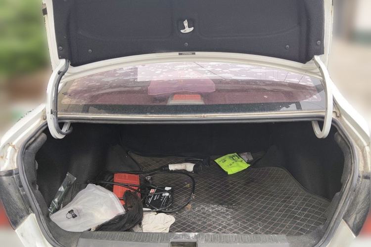 Used Lifan Auto 650EV 2018 Luxury Model Trunk