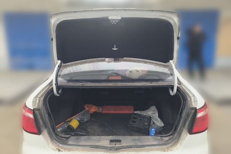 Used Lifan Auto 650EV 2018 Comfort Model Trunk