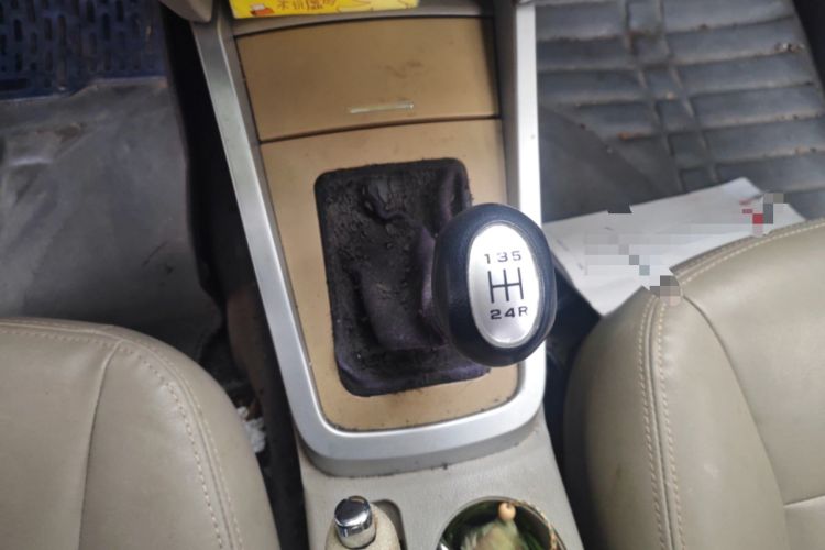 Used Lifan Auto 720 2013 1.8L Standard LX Model Gear Lever