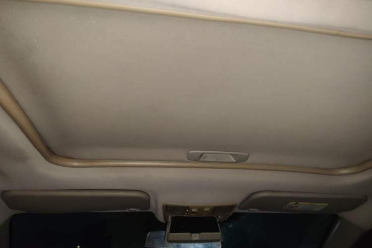 Used Lifan Auto 720 2013 1.8L Luxury EX Model Headliner